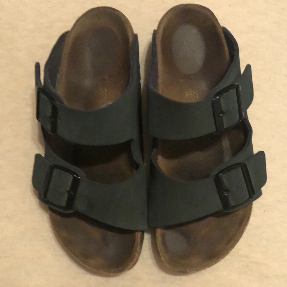 Dark green Arizona Birkenstocks